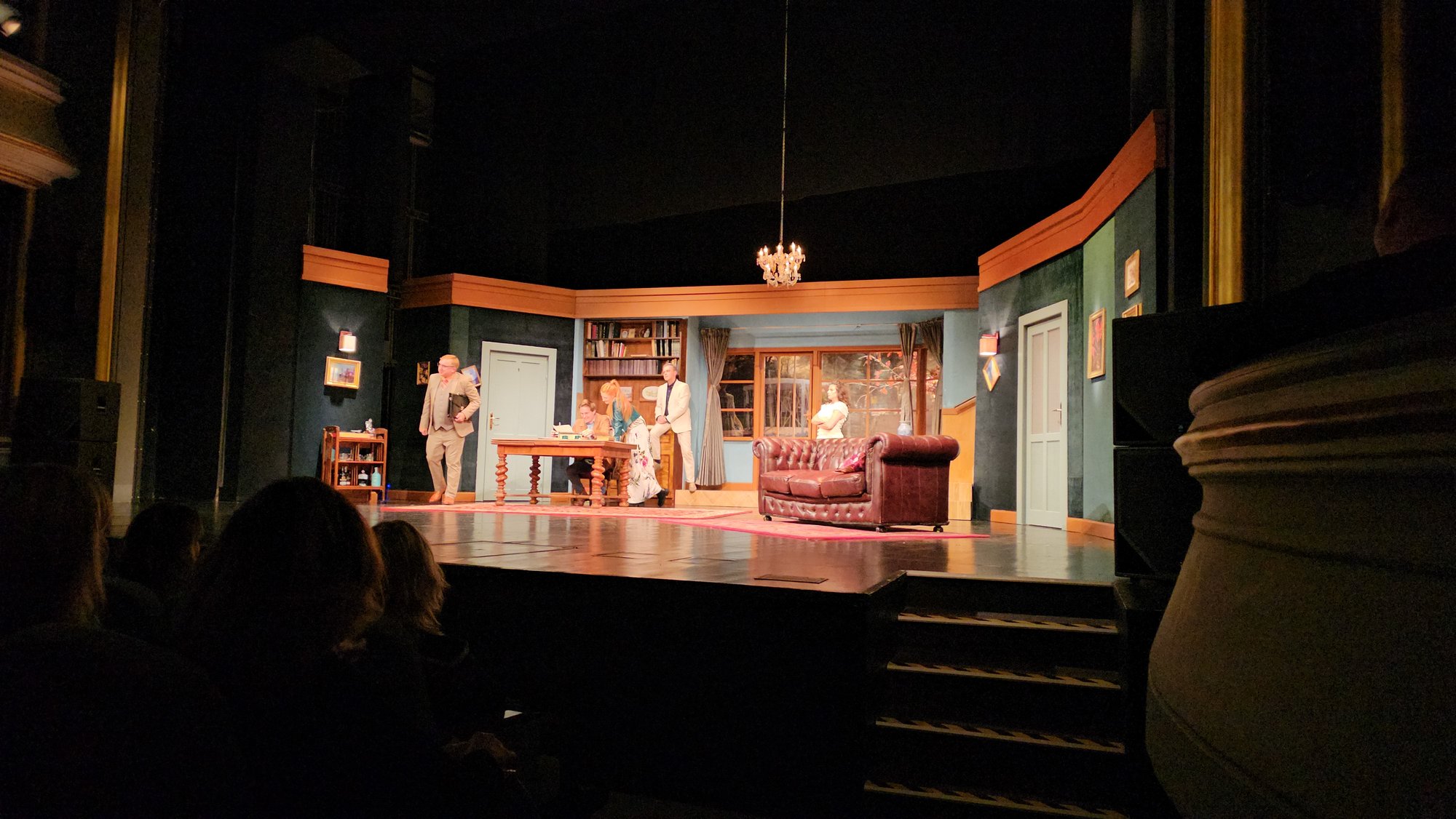 premiera-w-teatrze-120307