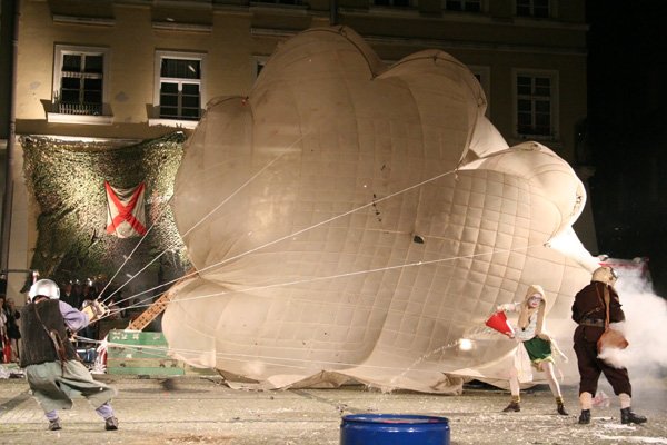 teatry-uliczne-rzadza-12035