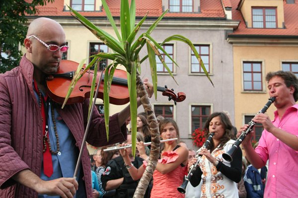 teatry-uliczne-rzadza-12035