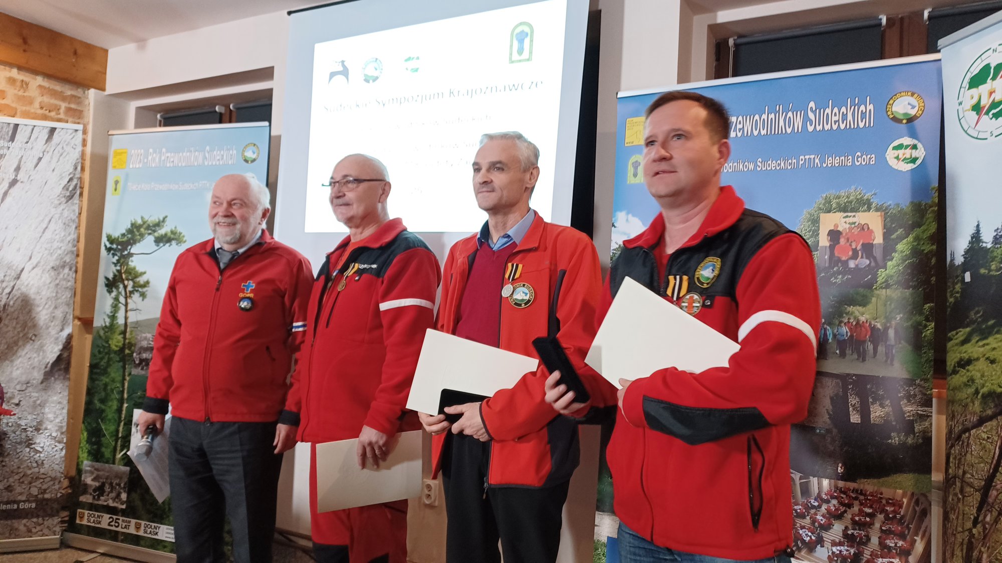 sudeckie-sympozjum-krajoznawcze-120382