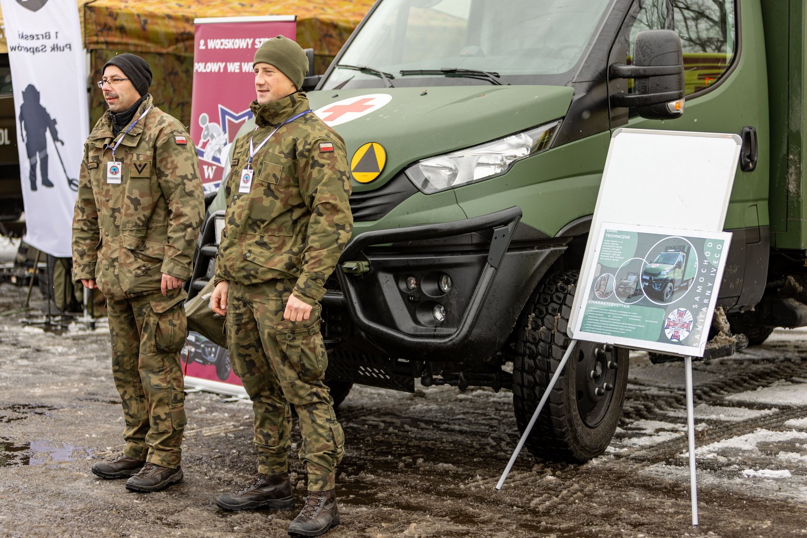 czog-na-lotnisku-120460