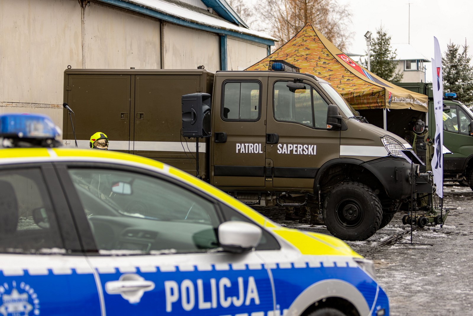 czog-na-lotnisku-120460