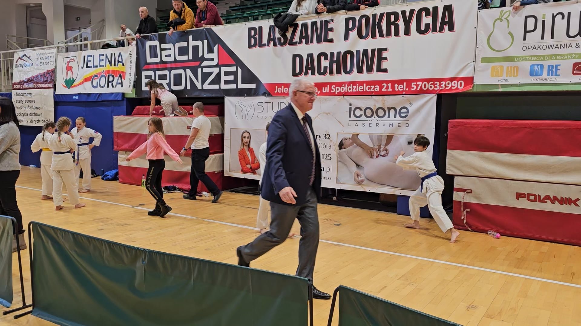 bija-sie-na-zotniczej-120468