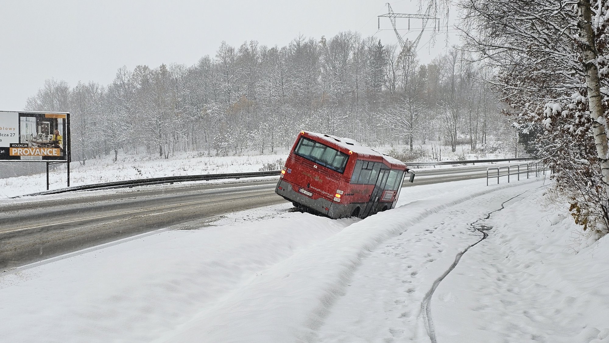 autobus-w-rowie-120540