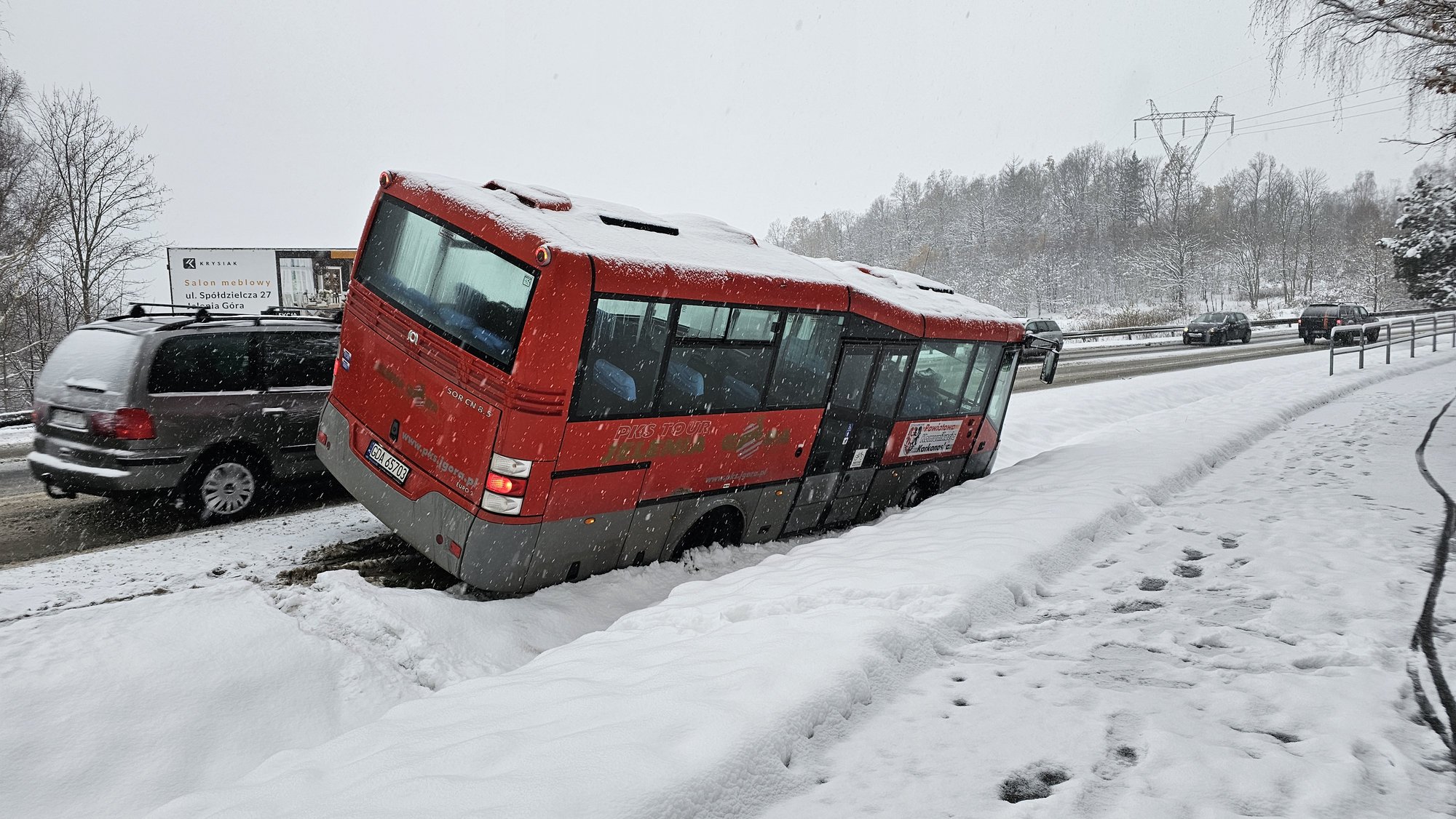 autobus-w-rowie-120540