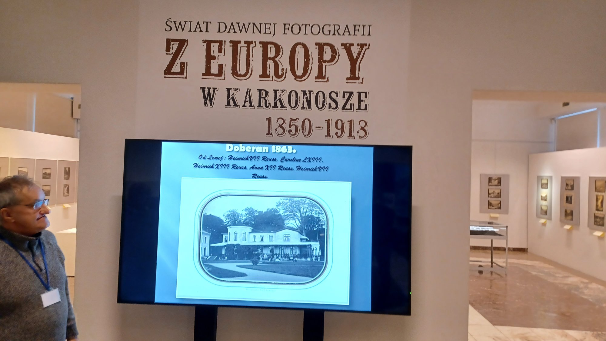 21-spacer-historycznokrajoznawczy-swiat-fotografii-120628