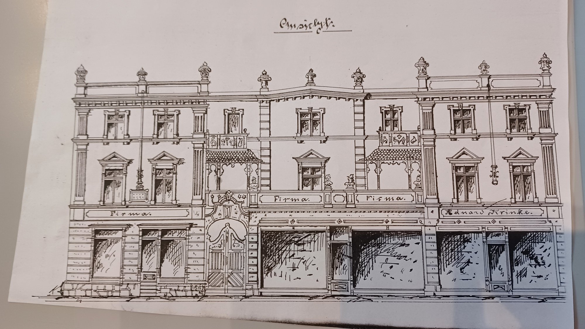 21-spacer-historycznokrajoznawczy-swiat-fotografii-120628