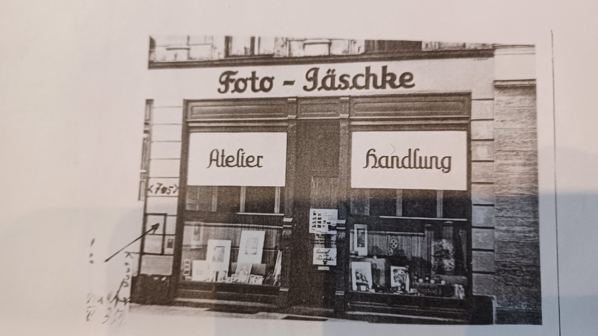 21-spacer-historycznokrajoznawczy-swiat-fotografii-120628