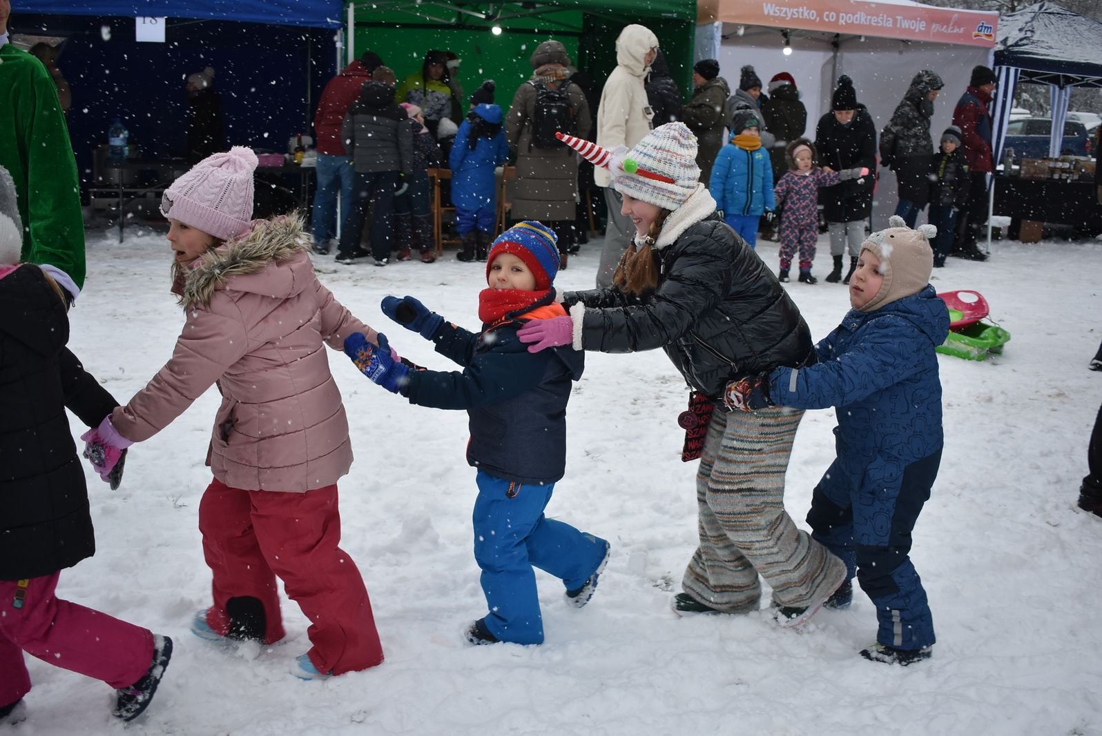 sniezny-jarmark-mikoajkowy-120650