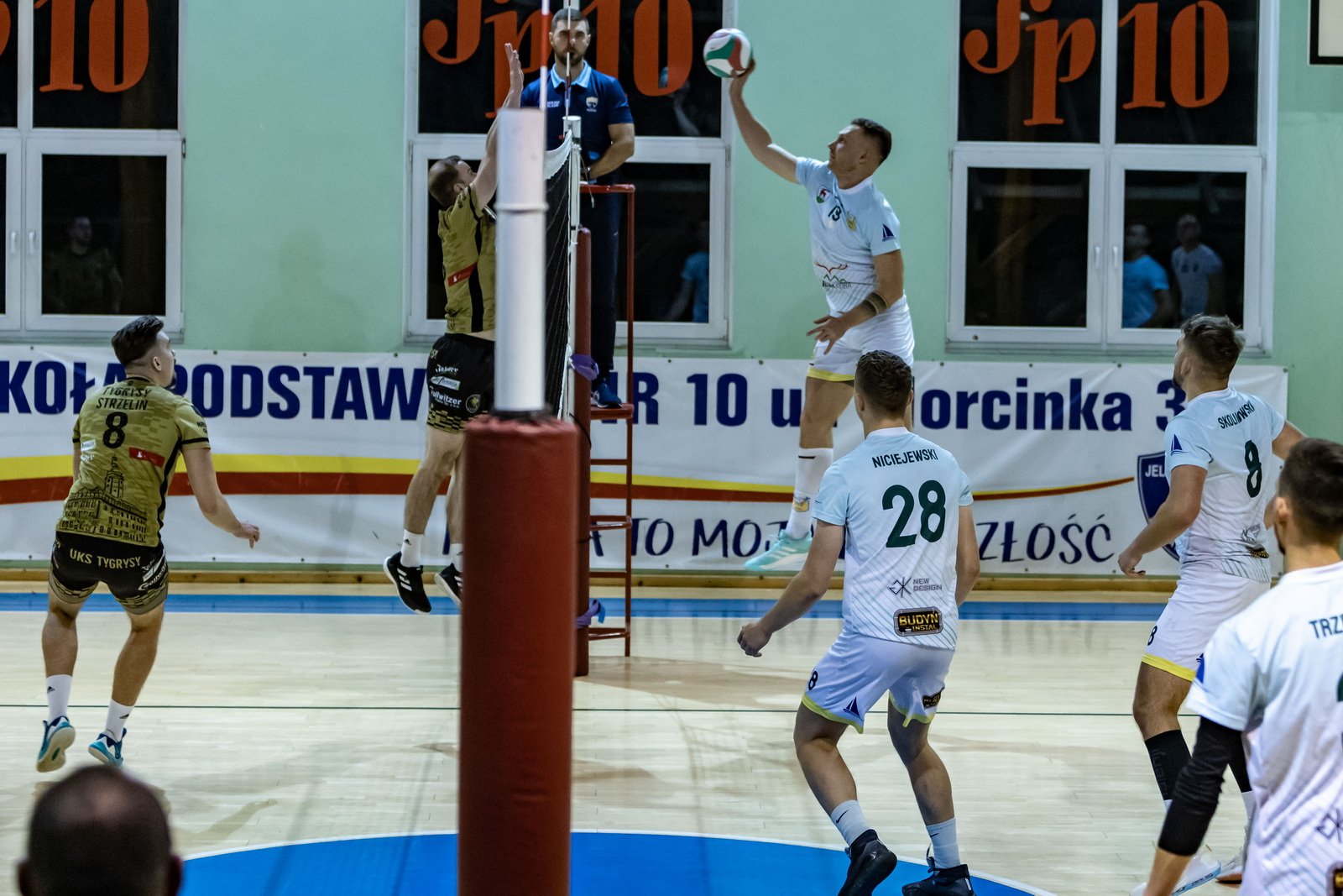 obronili-pozycje-wicelidera-120678