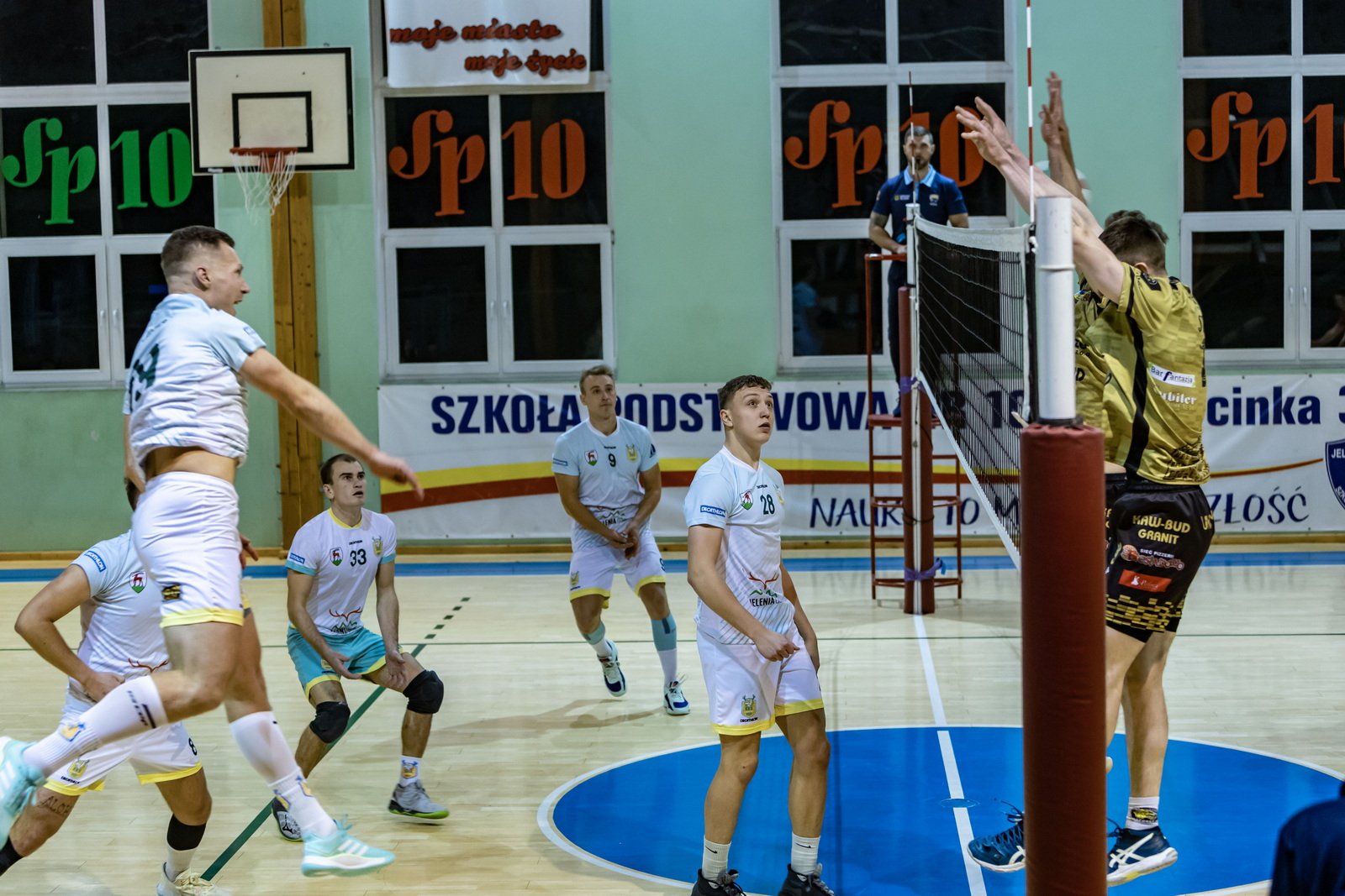 obronili-pozycje-wicelidera-120678
