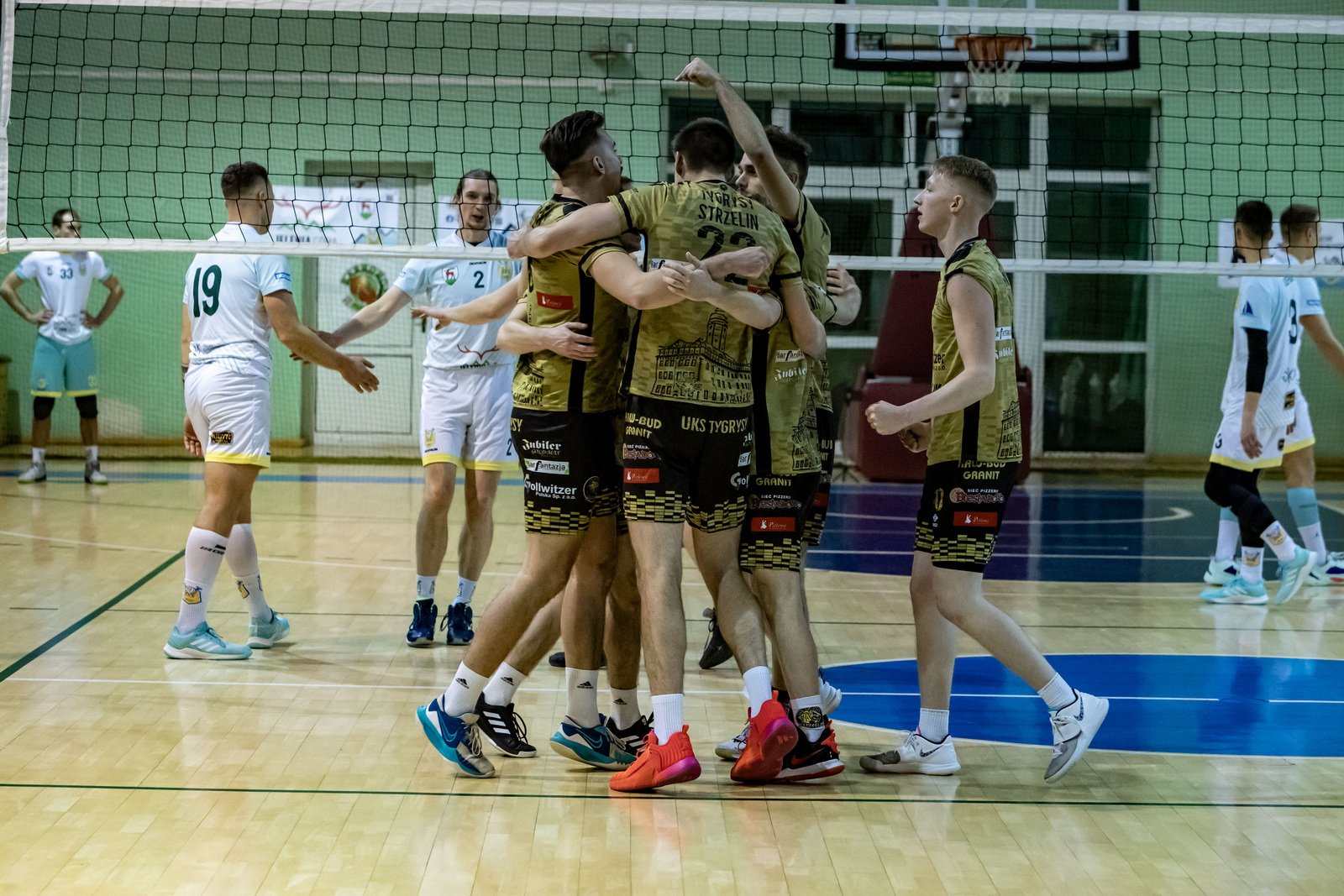 obronili-pozycje-wicelidera-120678