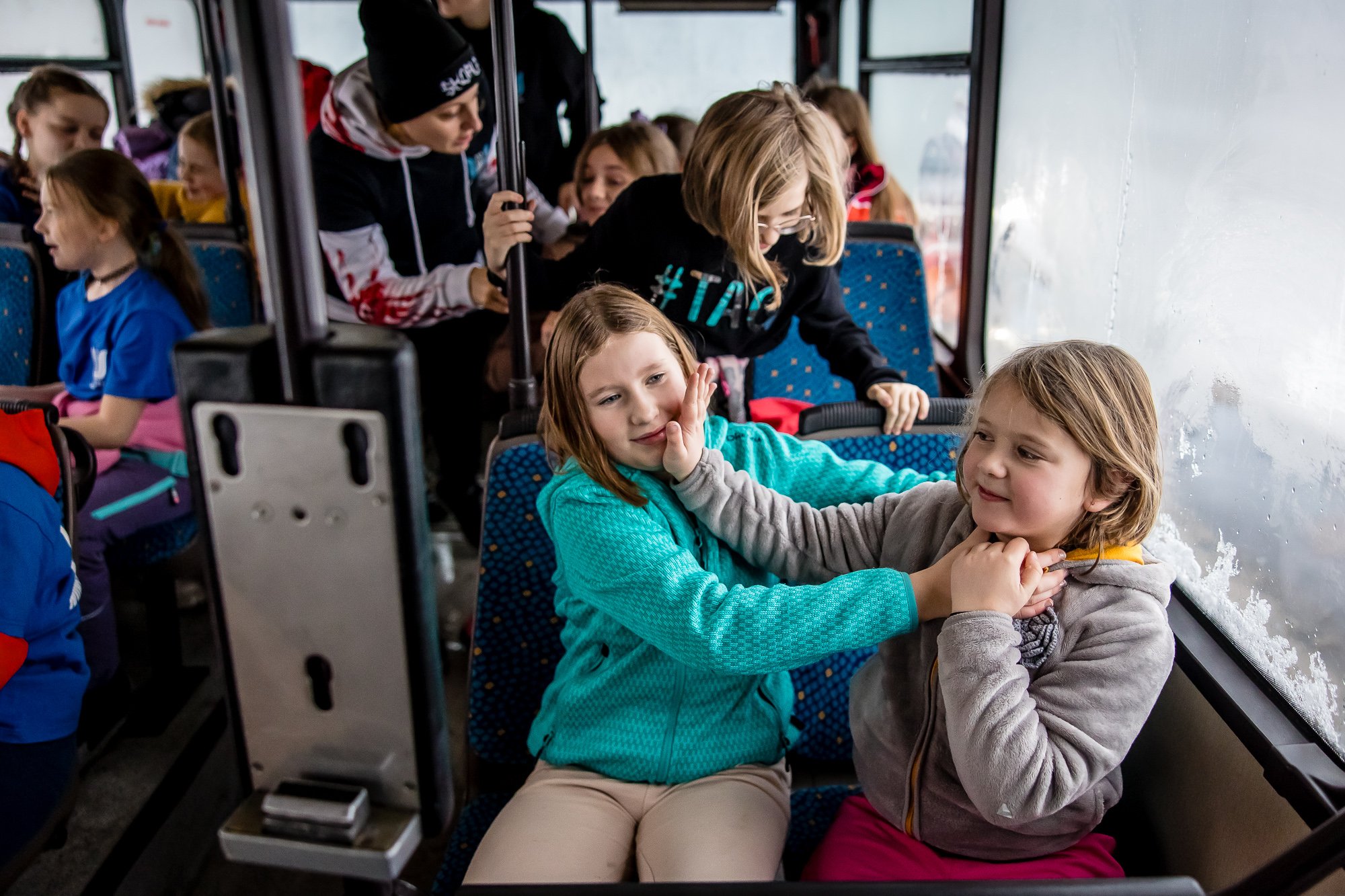 jak-sie-obronic-w-jadacym-autobusie-120784