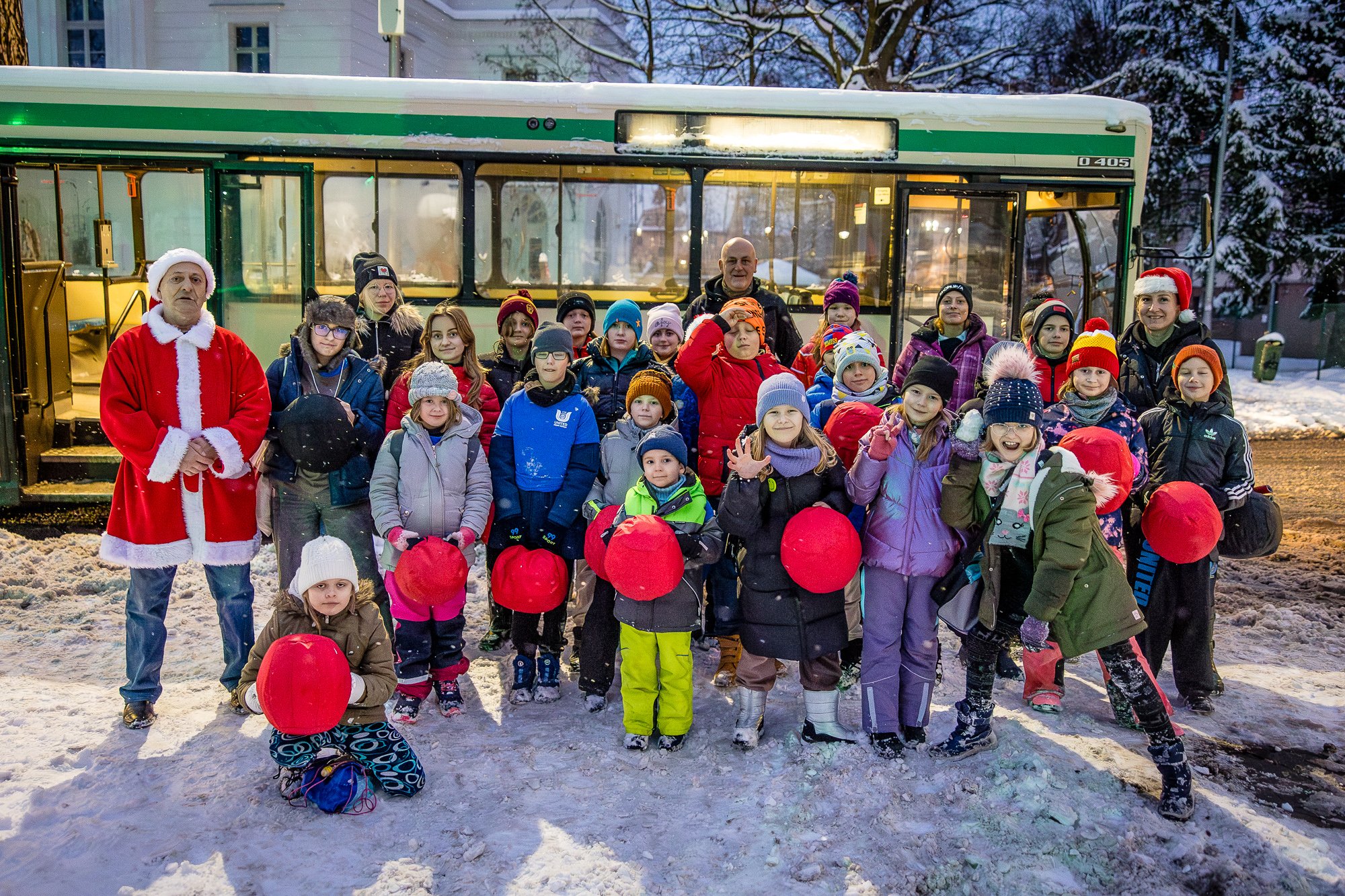 jak-sie-obronic-w-jadacym-autobusie-120784