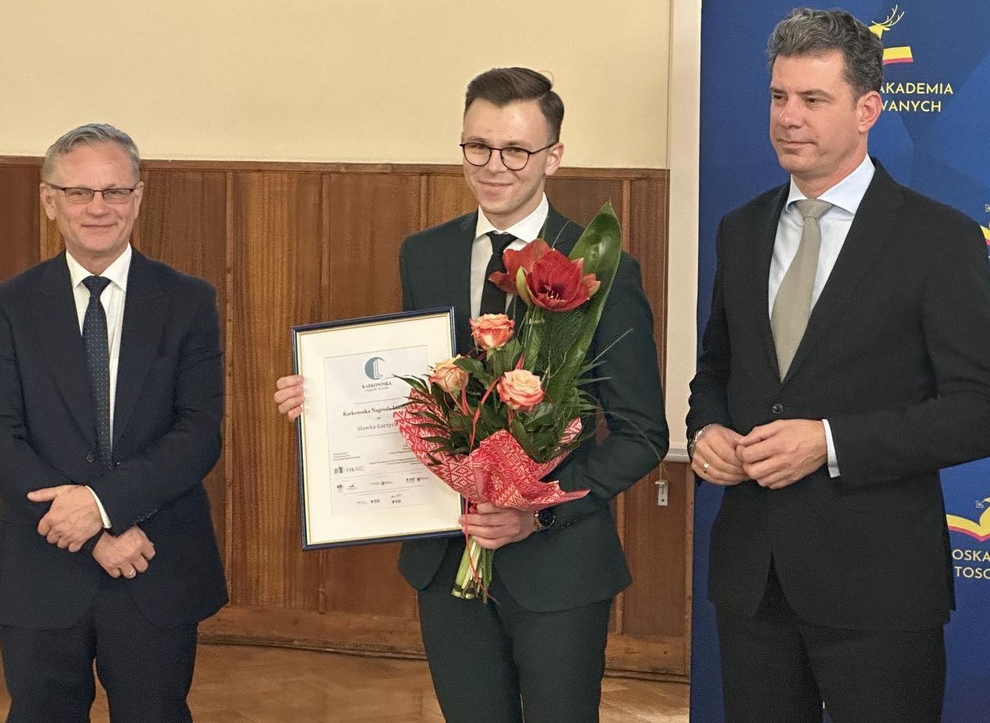 nagrody-dla-pisarzy-120844