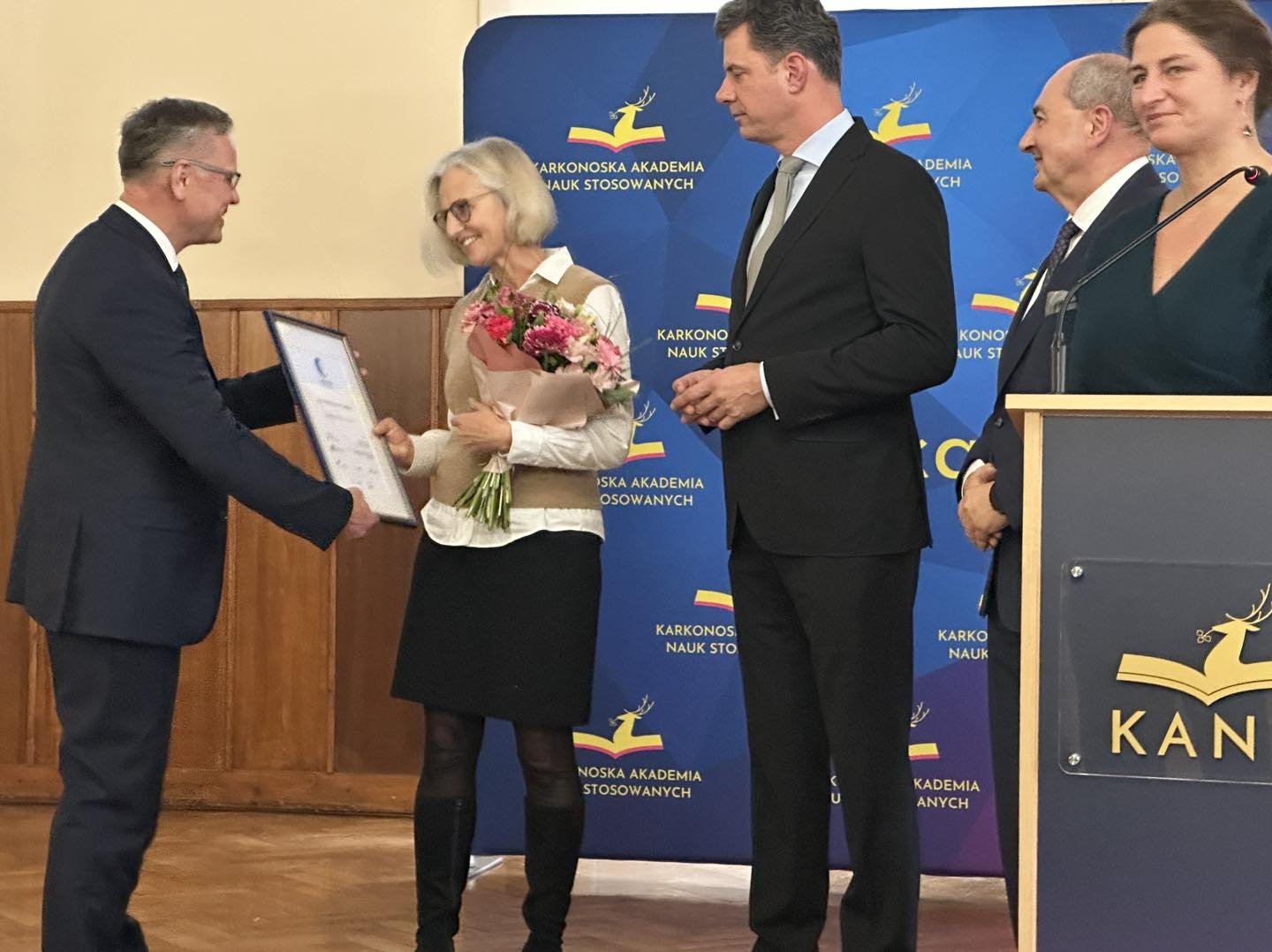 nagrody-dla-pisarzy-120844