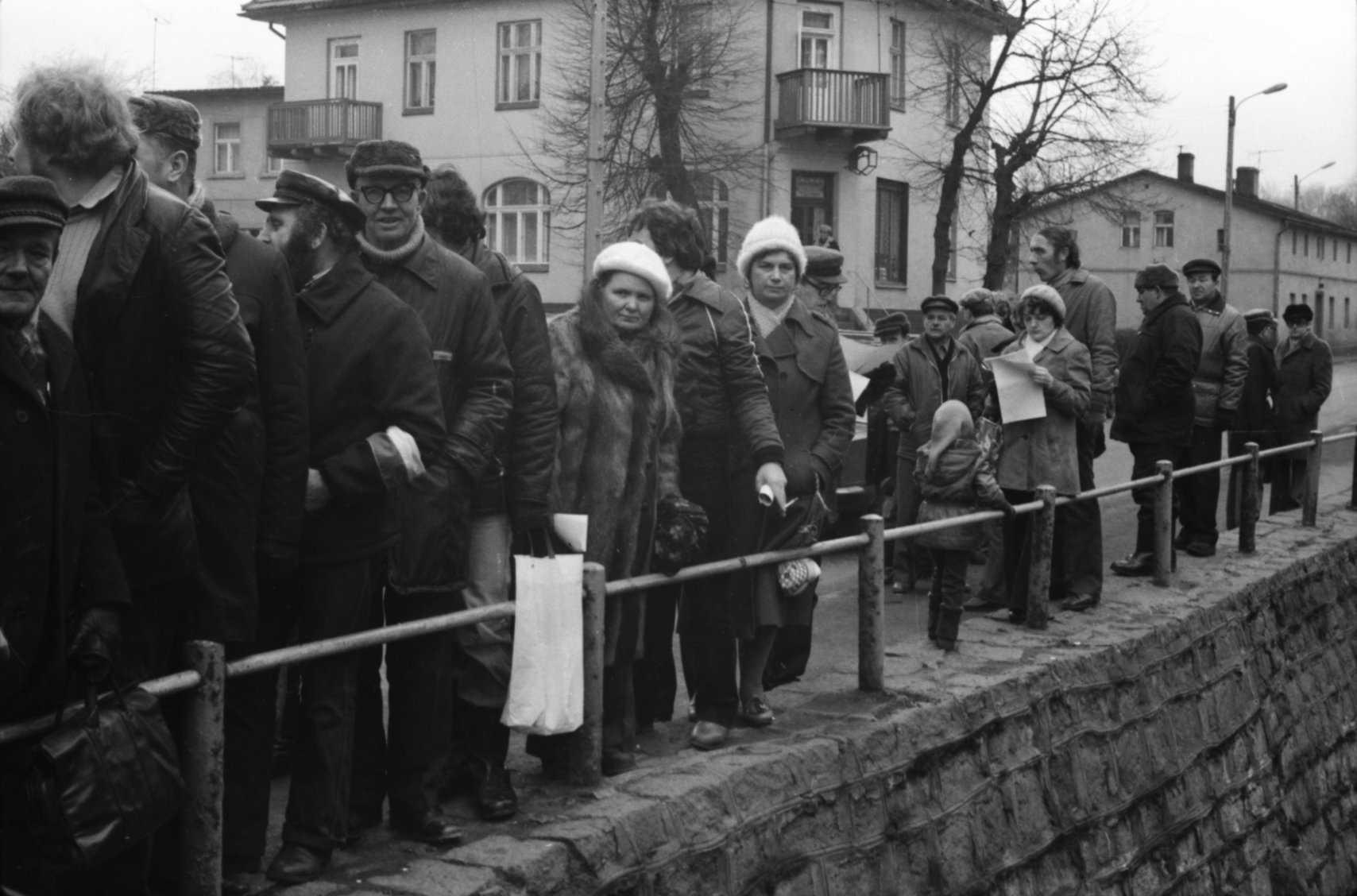 jelenia-gora-stan-wojenny-120895