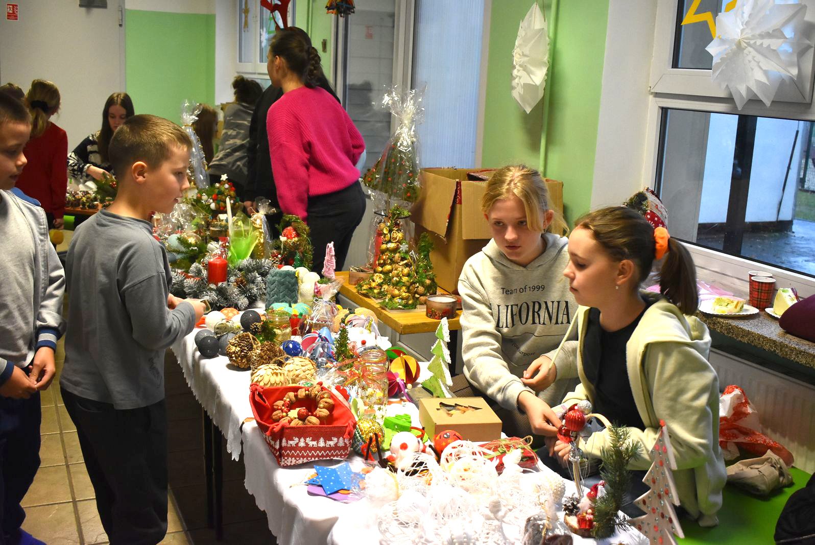 kiermasz-swiateczny-w-sp-8-120906