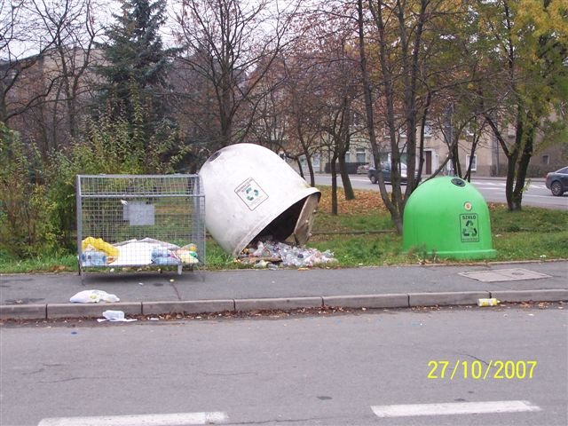 wandale-przeszli-jak-tornado-12092