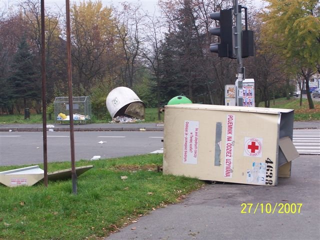 wandale-przeszli-jak-tornado-12092