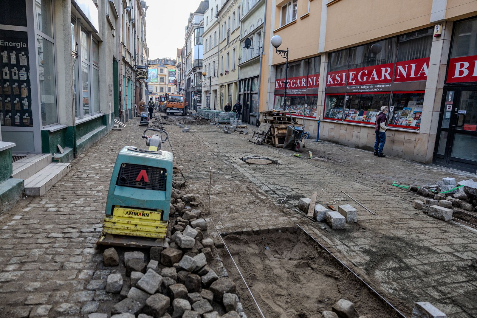 duga-z-drona-121033