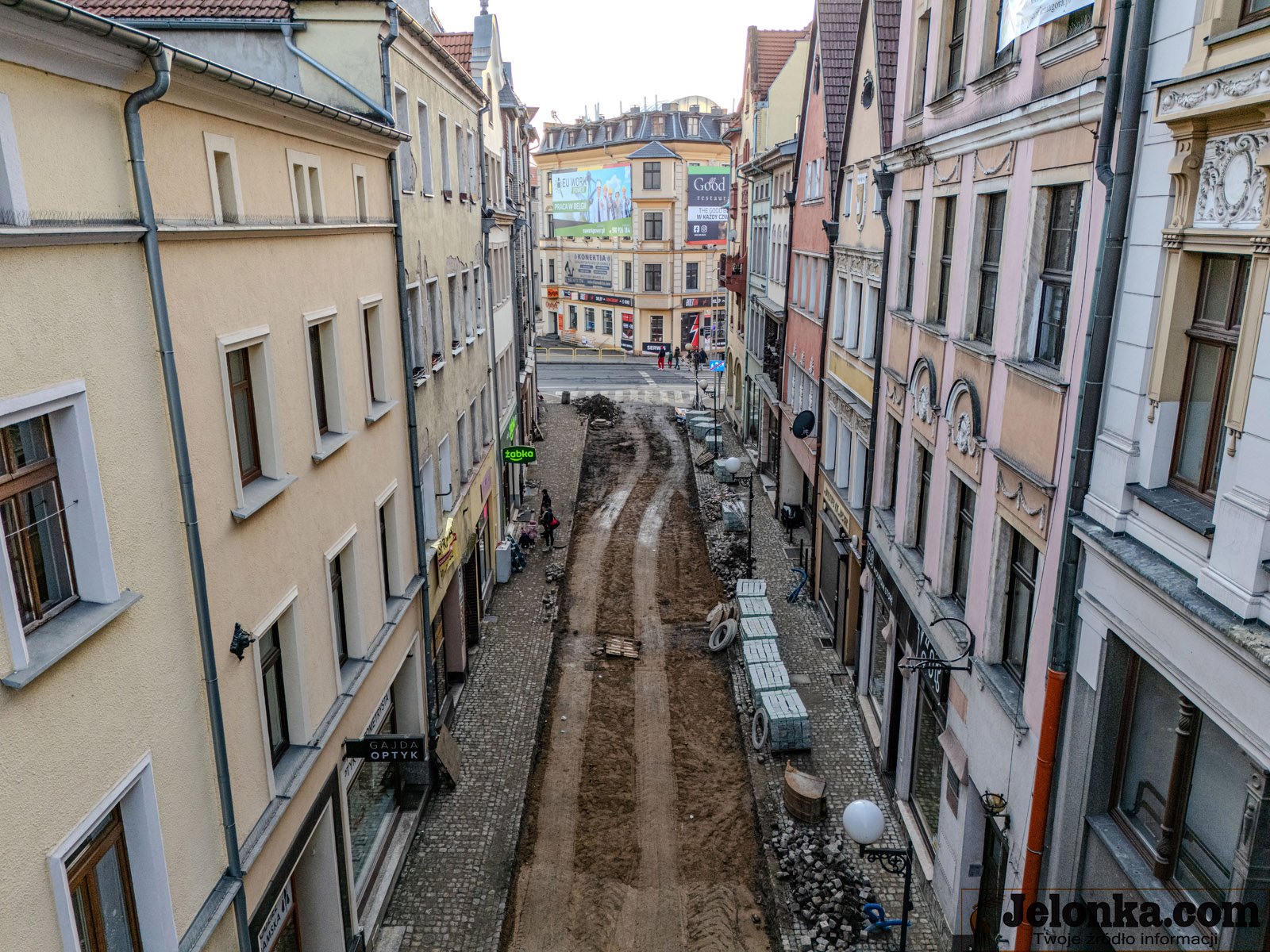 duga-z-drona-121033
