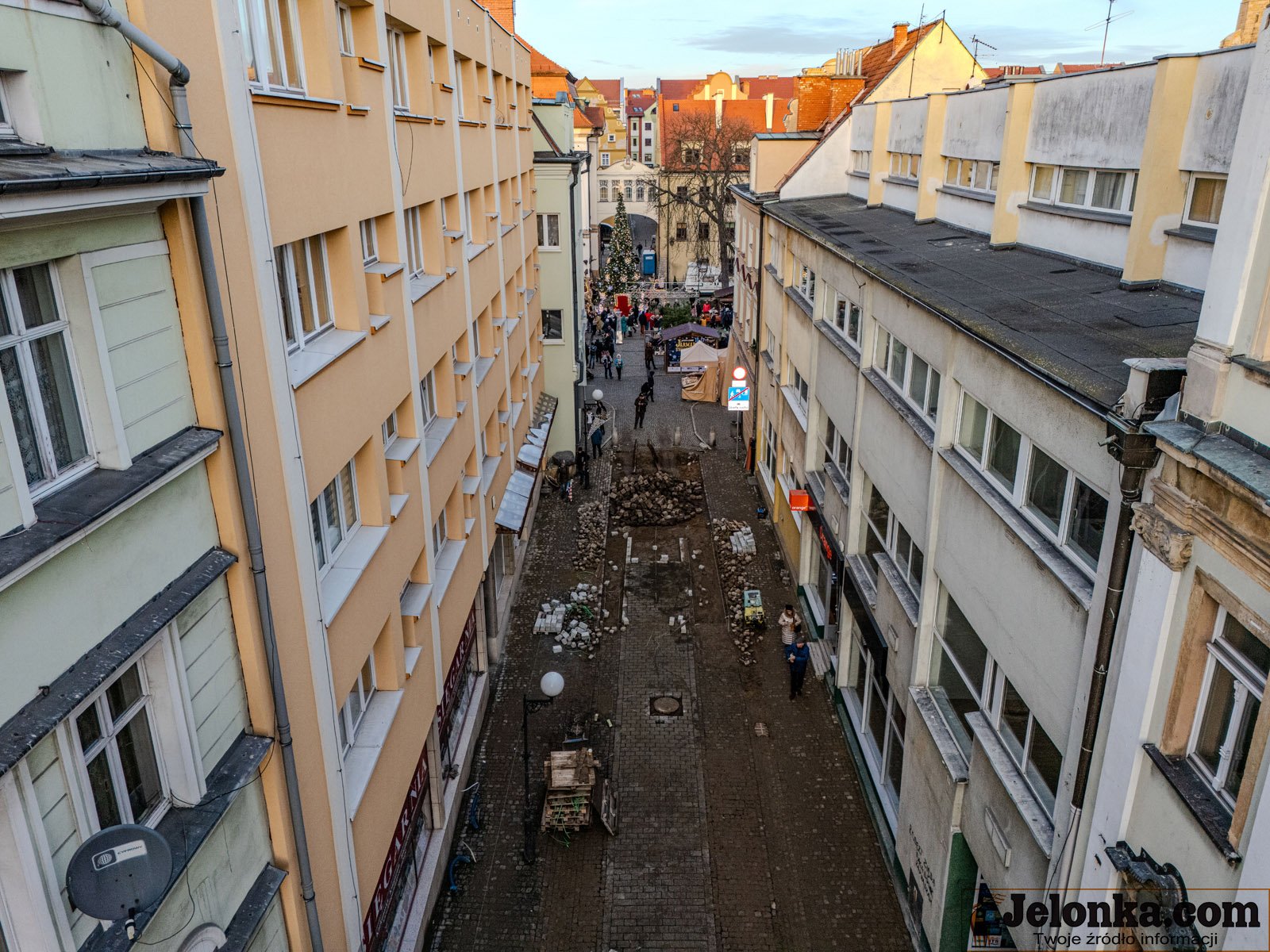 duga-z-drona-121033