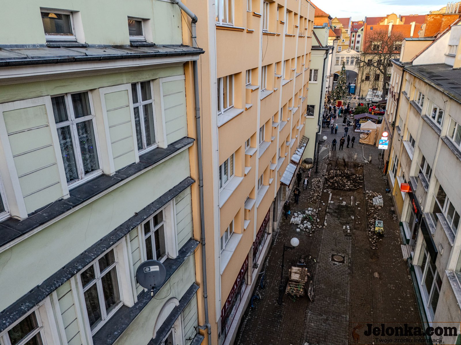 duga-z-drona-121033
