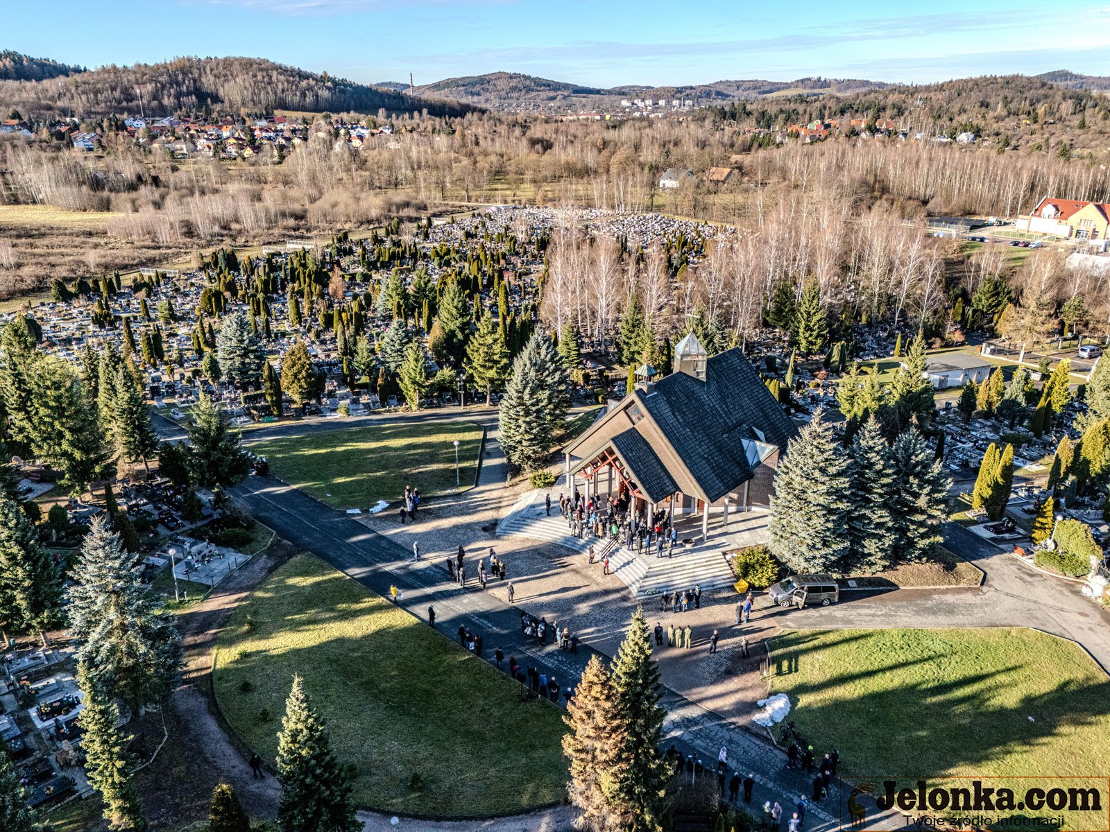 ostatnie-pozeganie-pogrzeb-121045