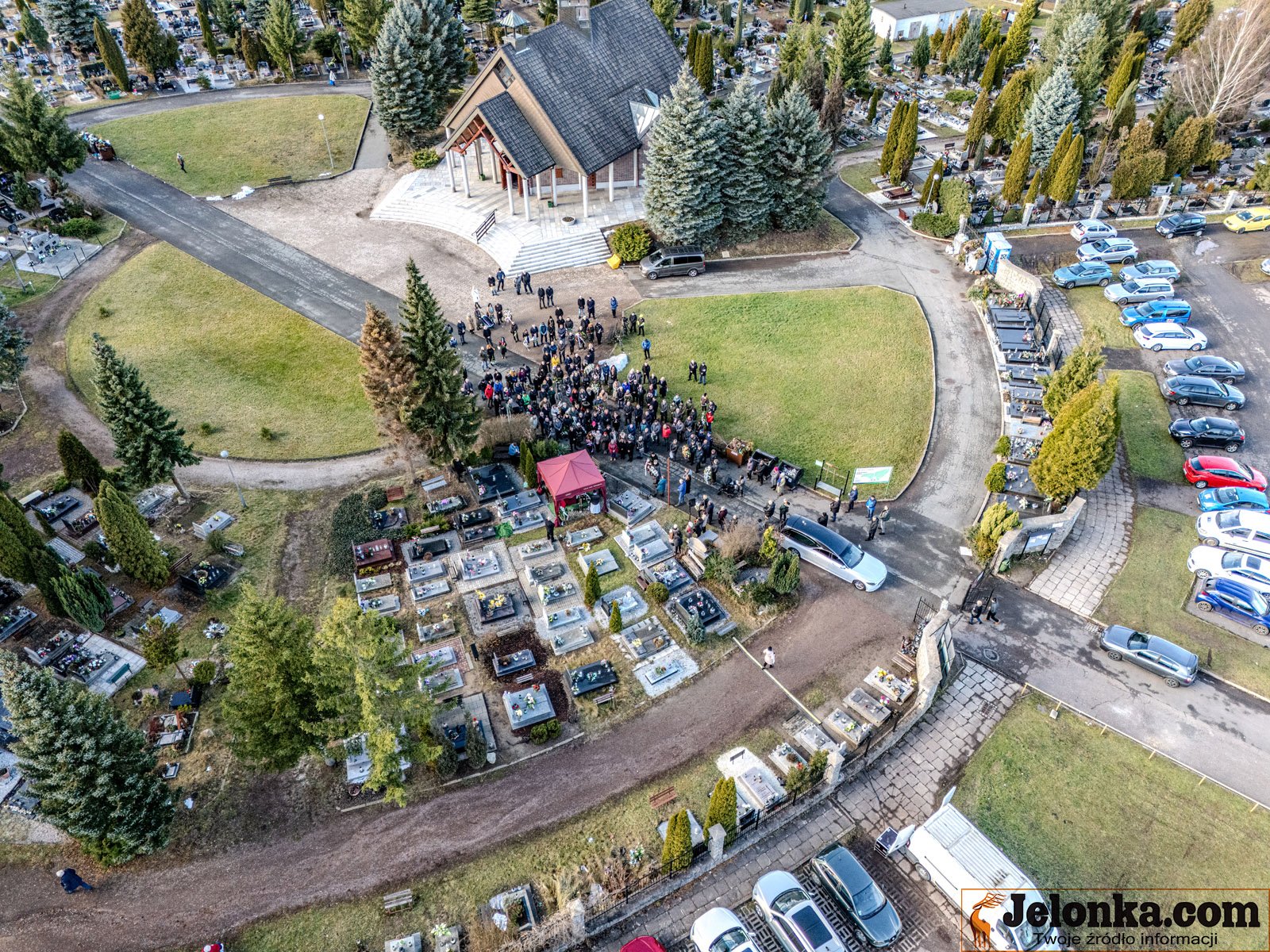 ostatnie-pozeganie-pogrzeb-121045