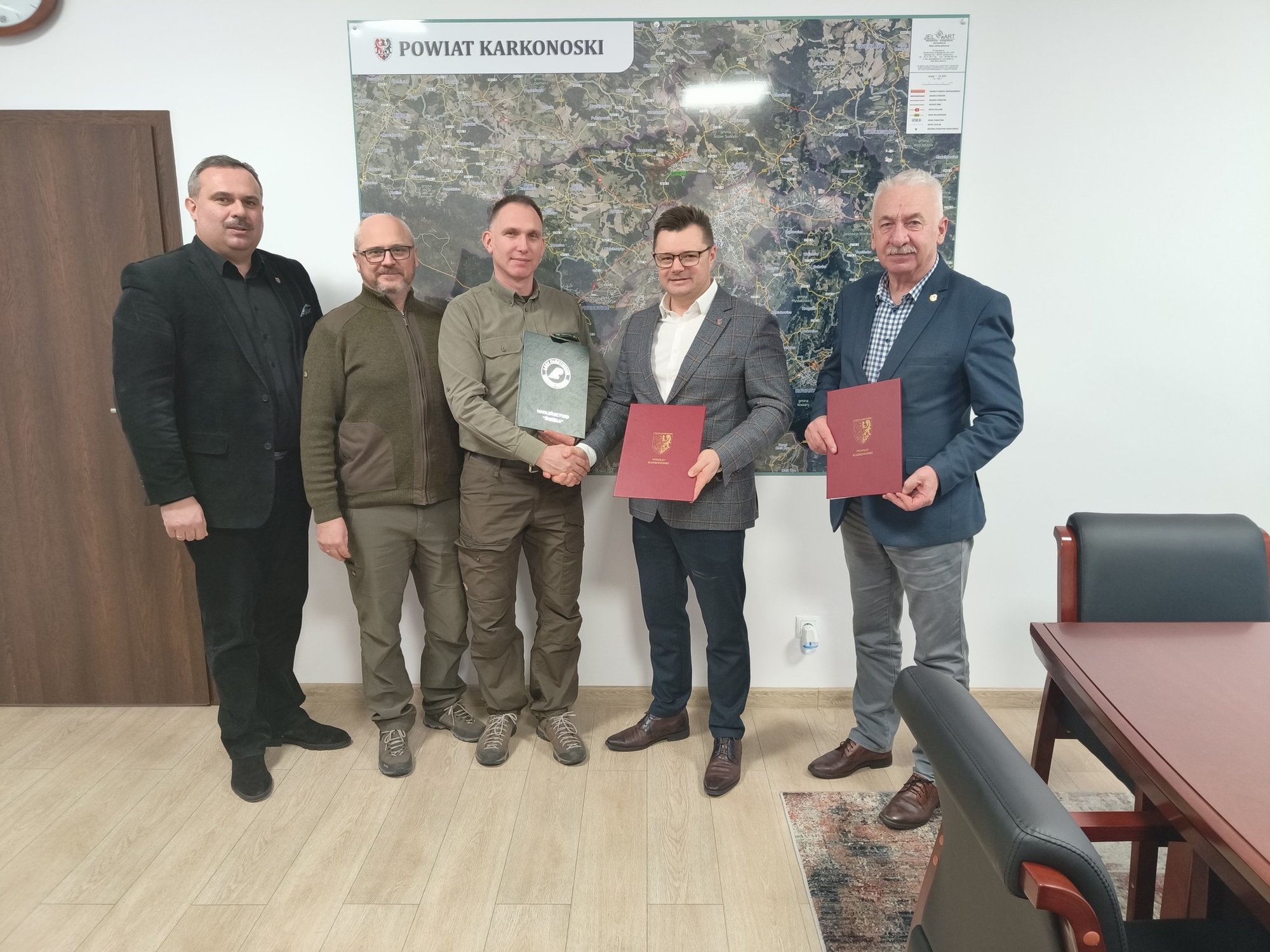 lesnicy-dofinansowali-remont-drogi-121050