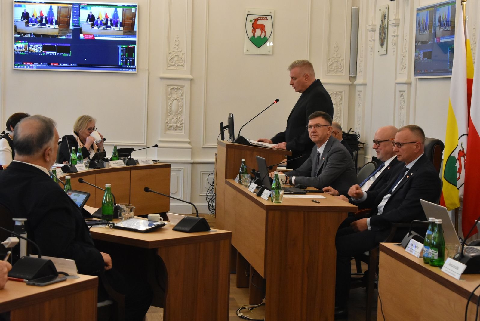 spor-radnych-woko-nazwy-skweru-121114