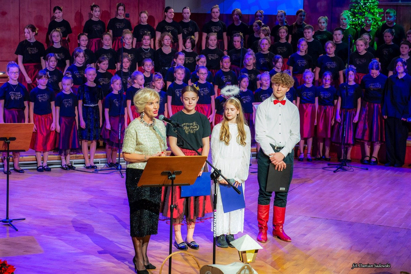swiateczny-koncert-koled-dwojki-121145