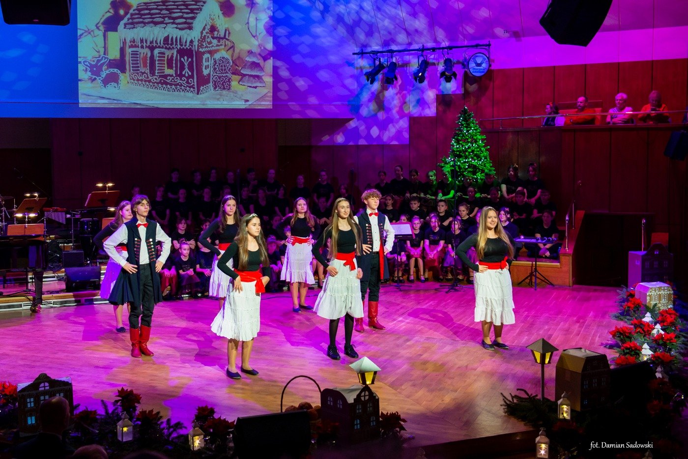 swiateczny-koncert-koled-dwojki-121145