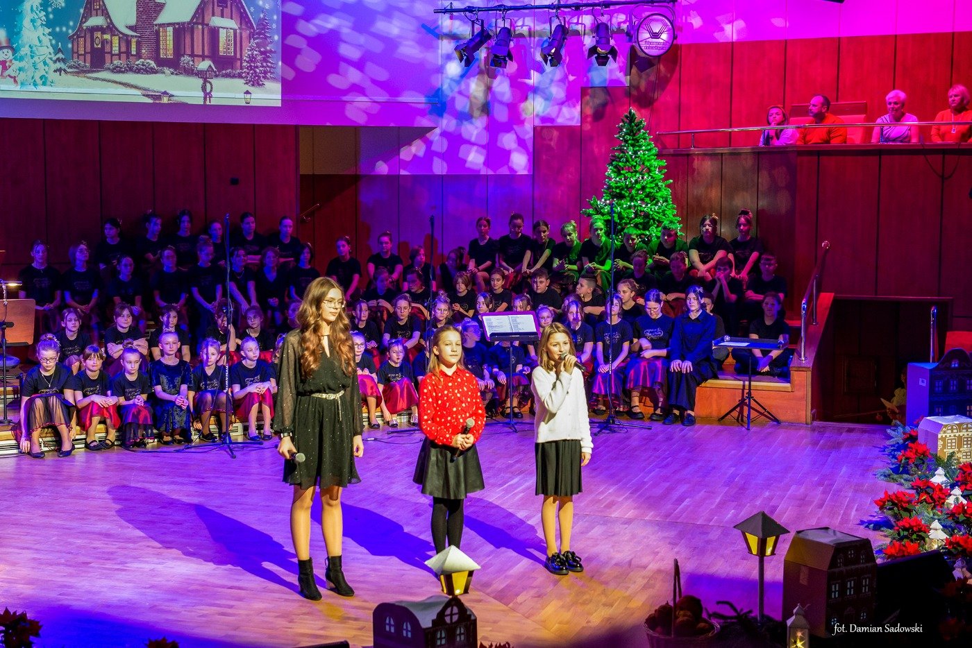 swiateczny-koncert-koled-dwojki-121145