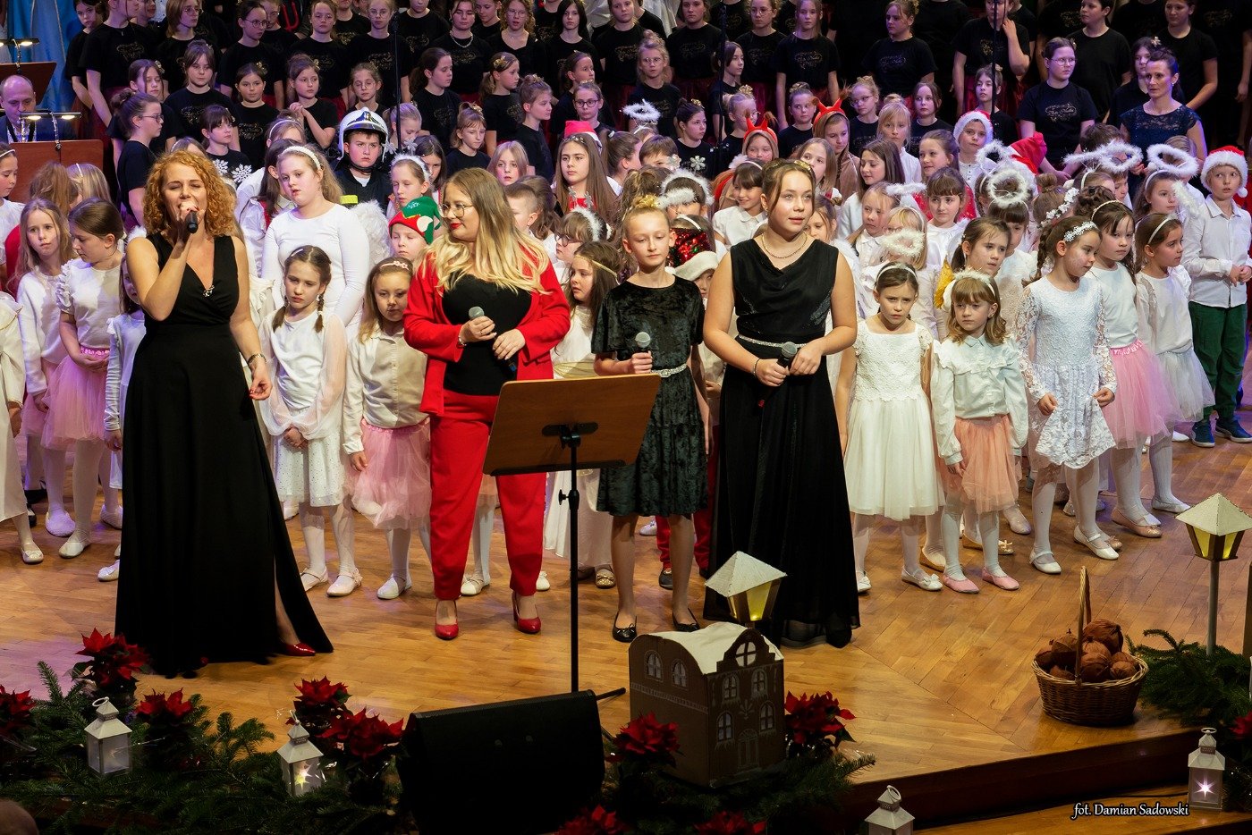 swiateczny-koncert-koled-dwojki-121145