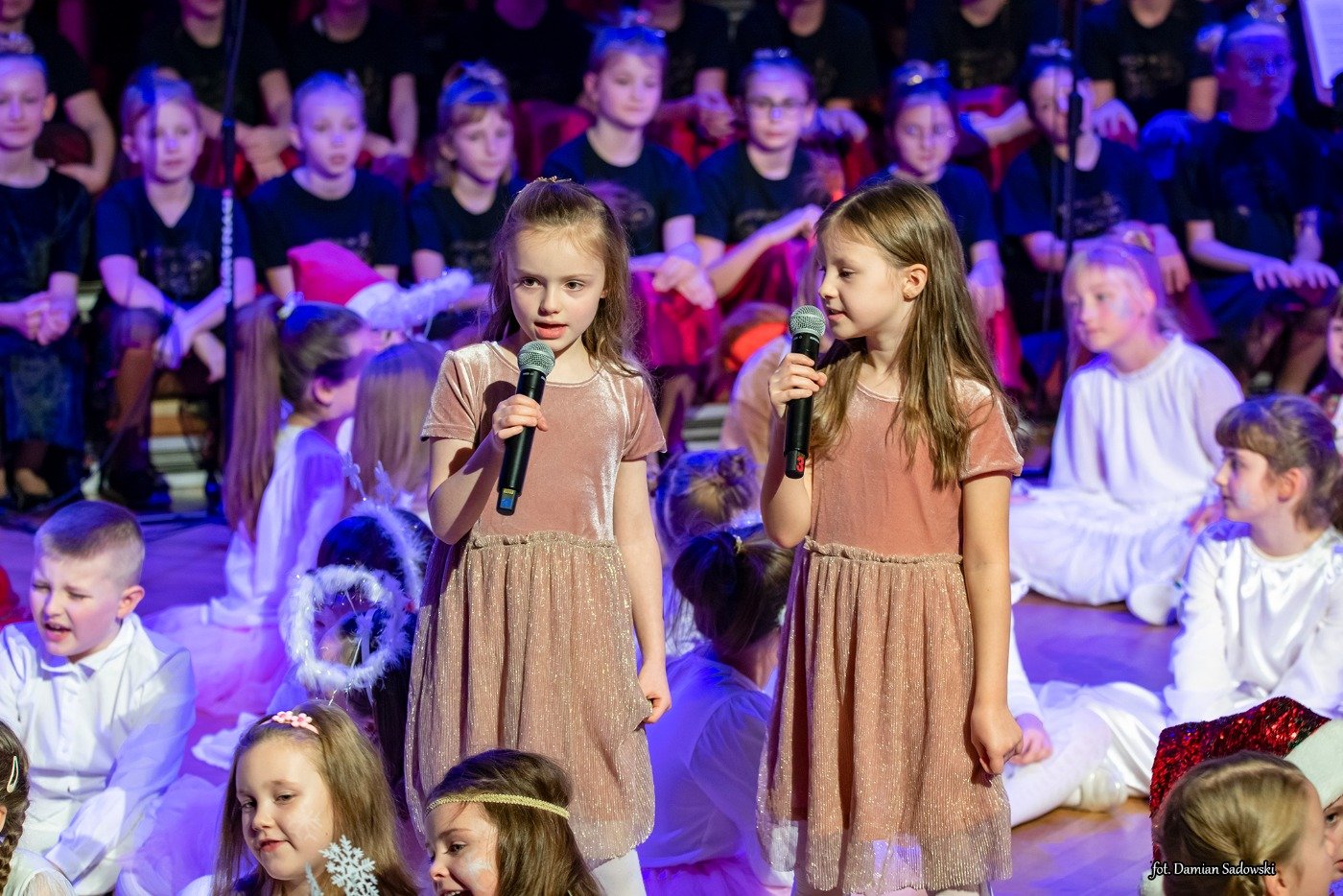 swiateczny-koncert-koled-dwojki-121145