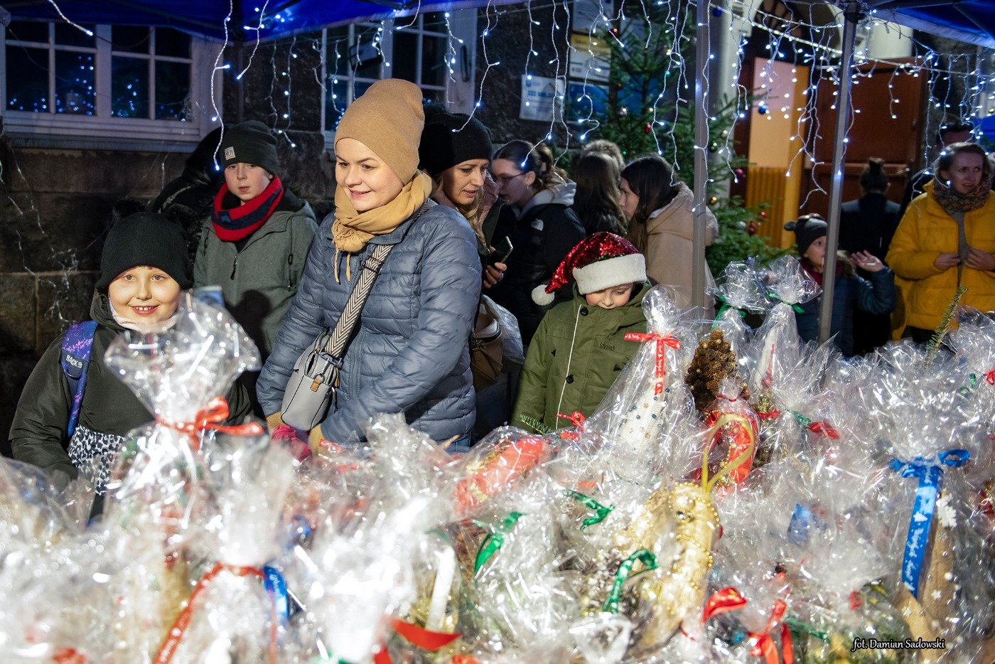 swiateczny-kiermasz-dwojki-121146