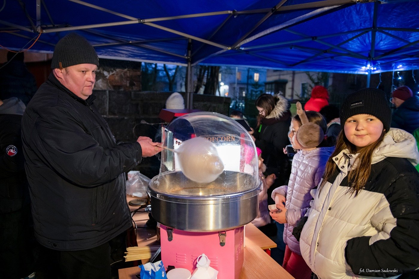 swiateczny-kiermasz-dwojki-121146