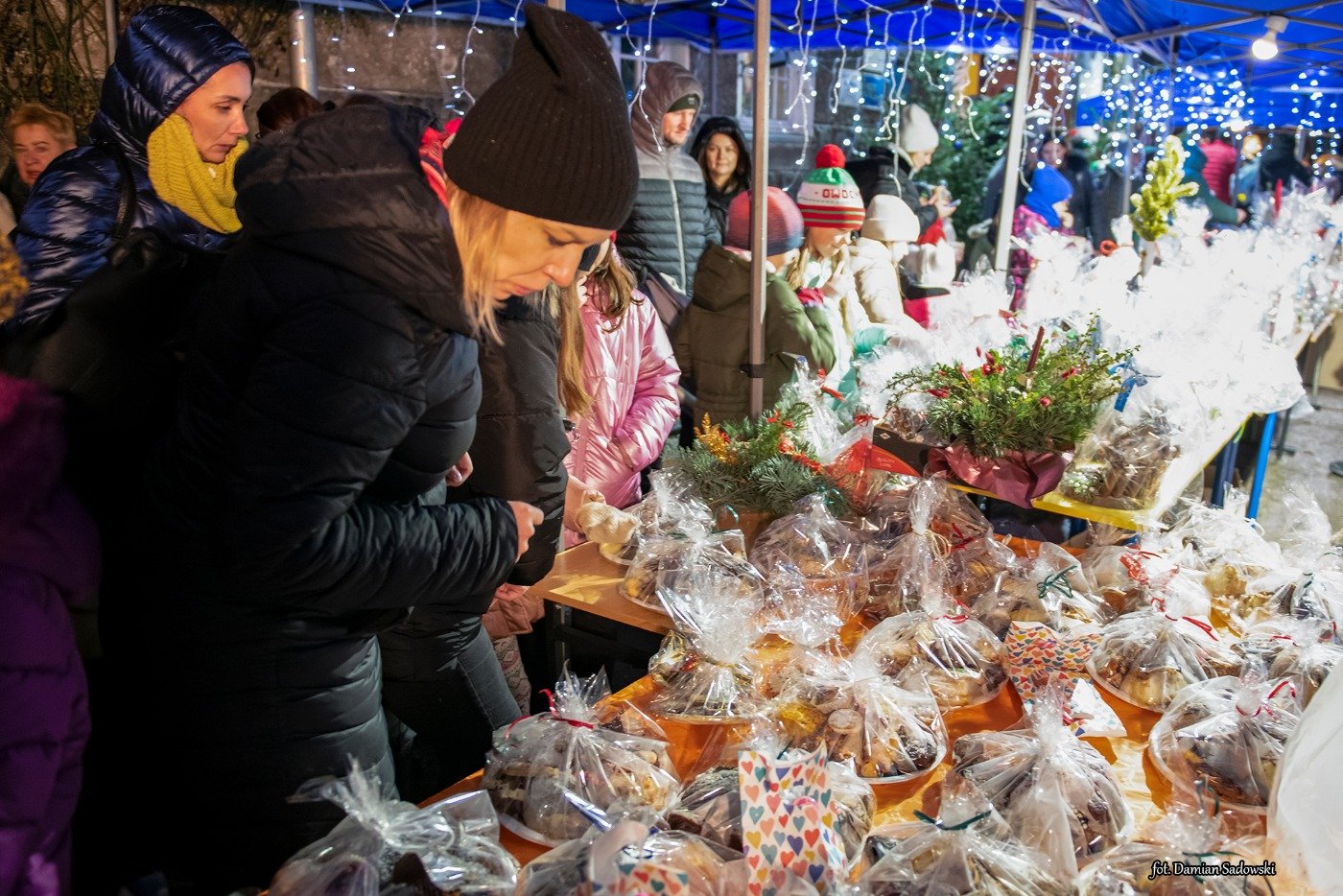 swiateczny-kiermasz-dwojki-121146
