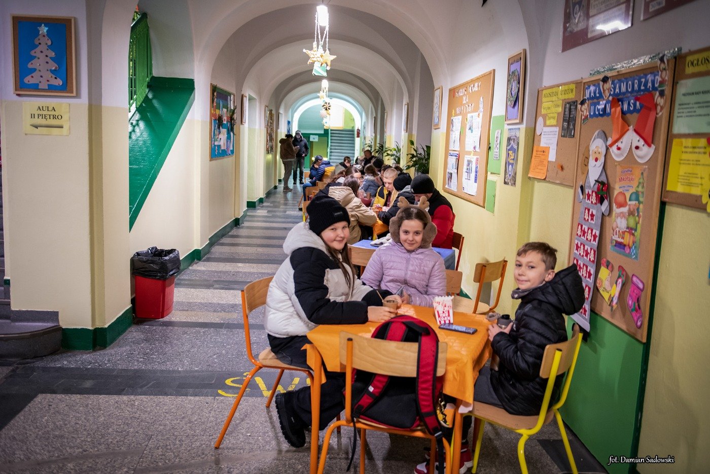 swiateczny-kiermasz-dwojki-121146