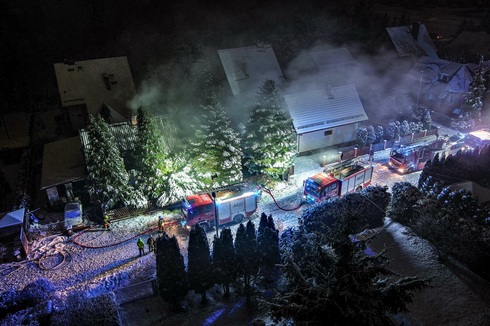 pozar-domu-na-os-omnickim-121187