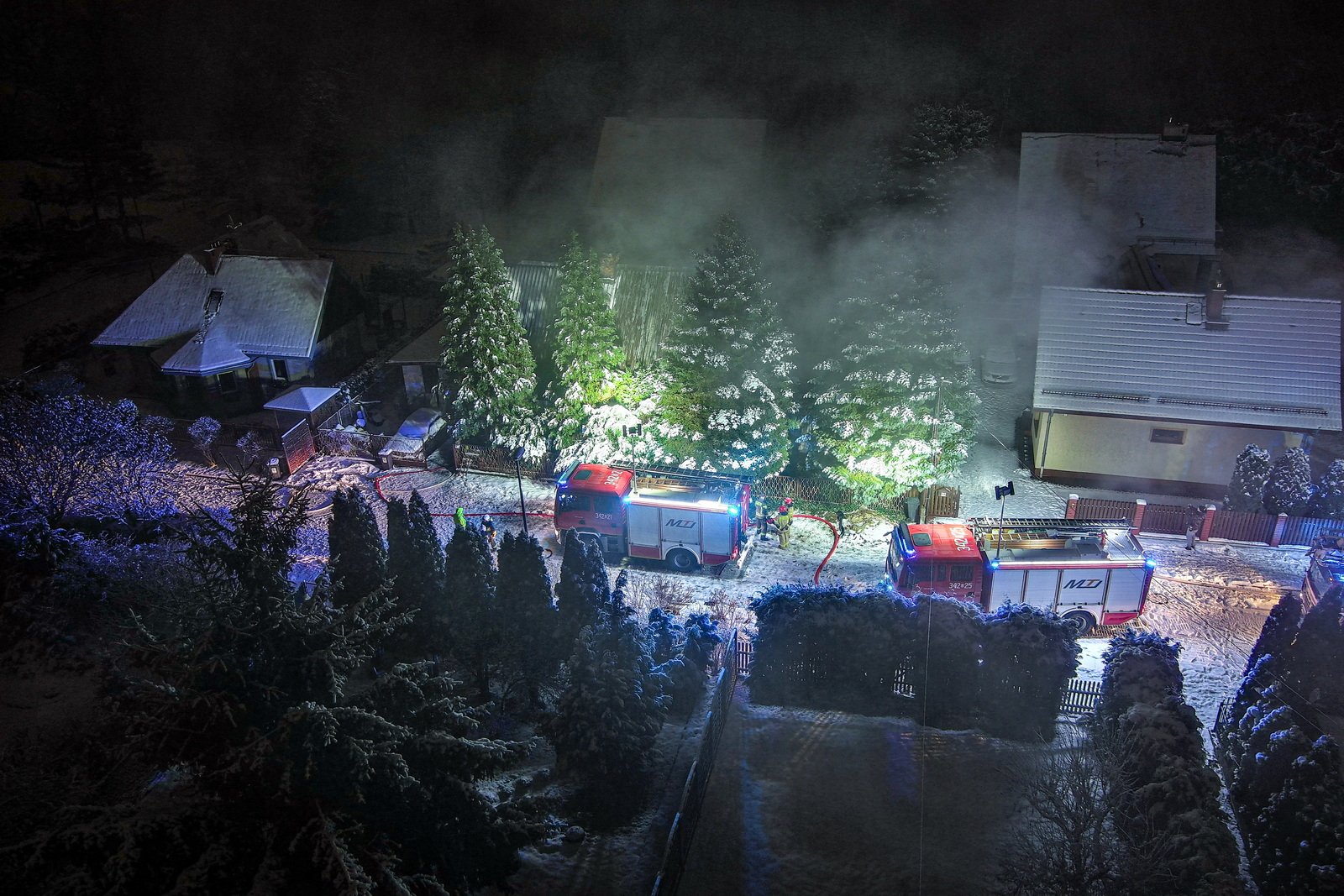 pozar-domu-na-os-omnickim-121187