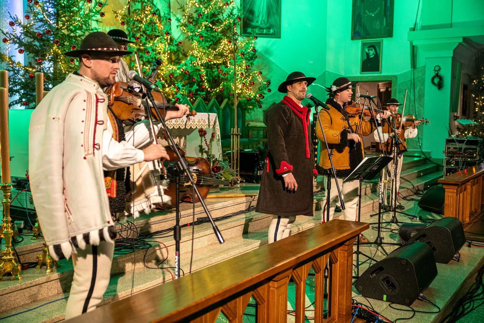 goralscy-kolednicy-w-cieplicach-121218