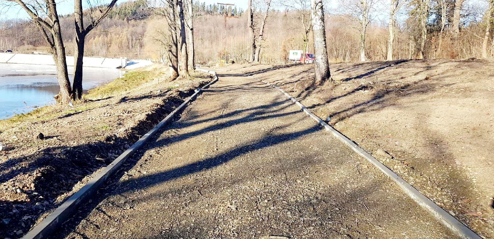 prace-nad-zalewem-121222