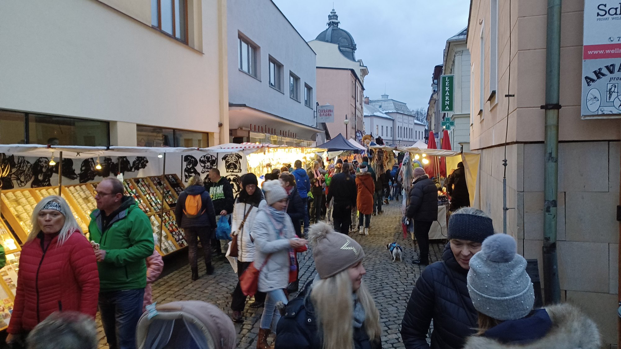 swiateczny-jarmark-w-jilemnicach-121244