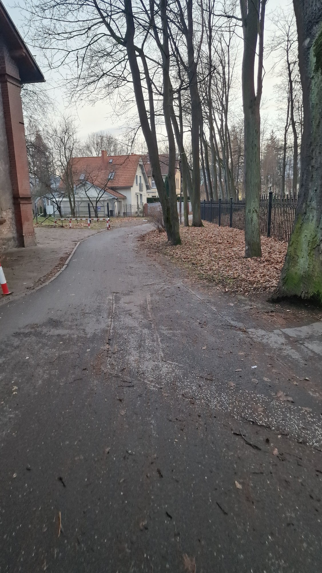 baagan-na-fabrycznej-121361