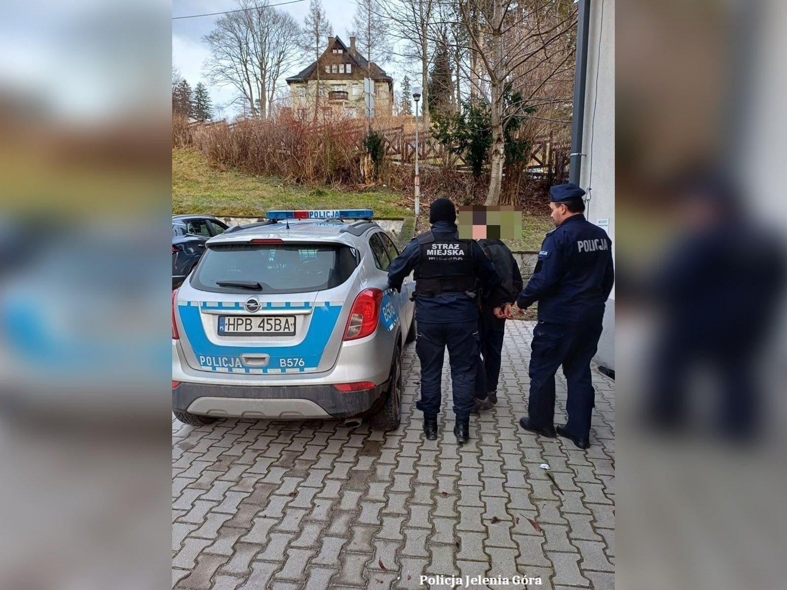 o-dwoch-40letnich-chuliganach-121377