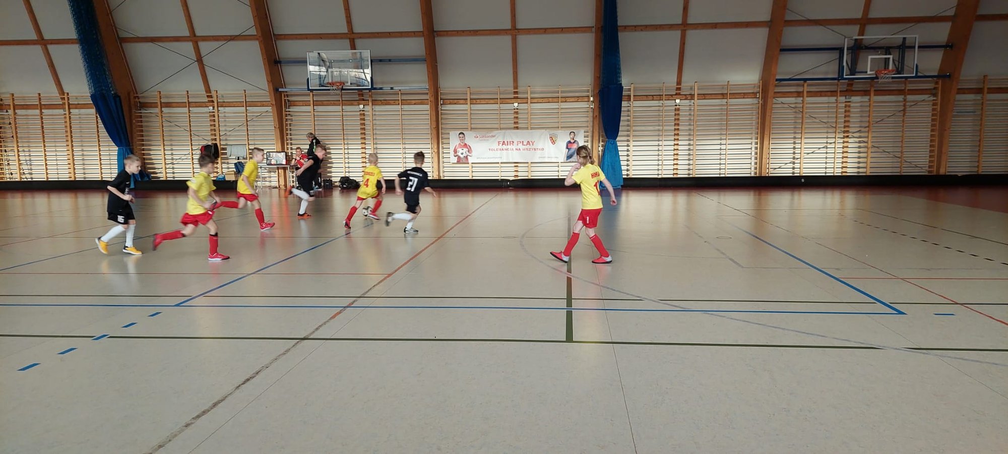 modzi-adepci-futbolu-w-akcji-121438