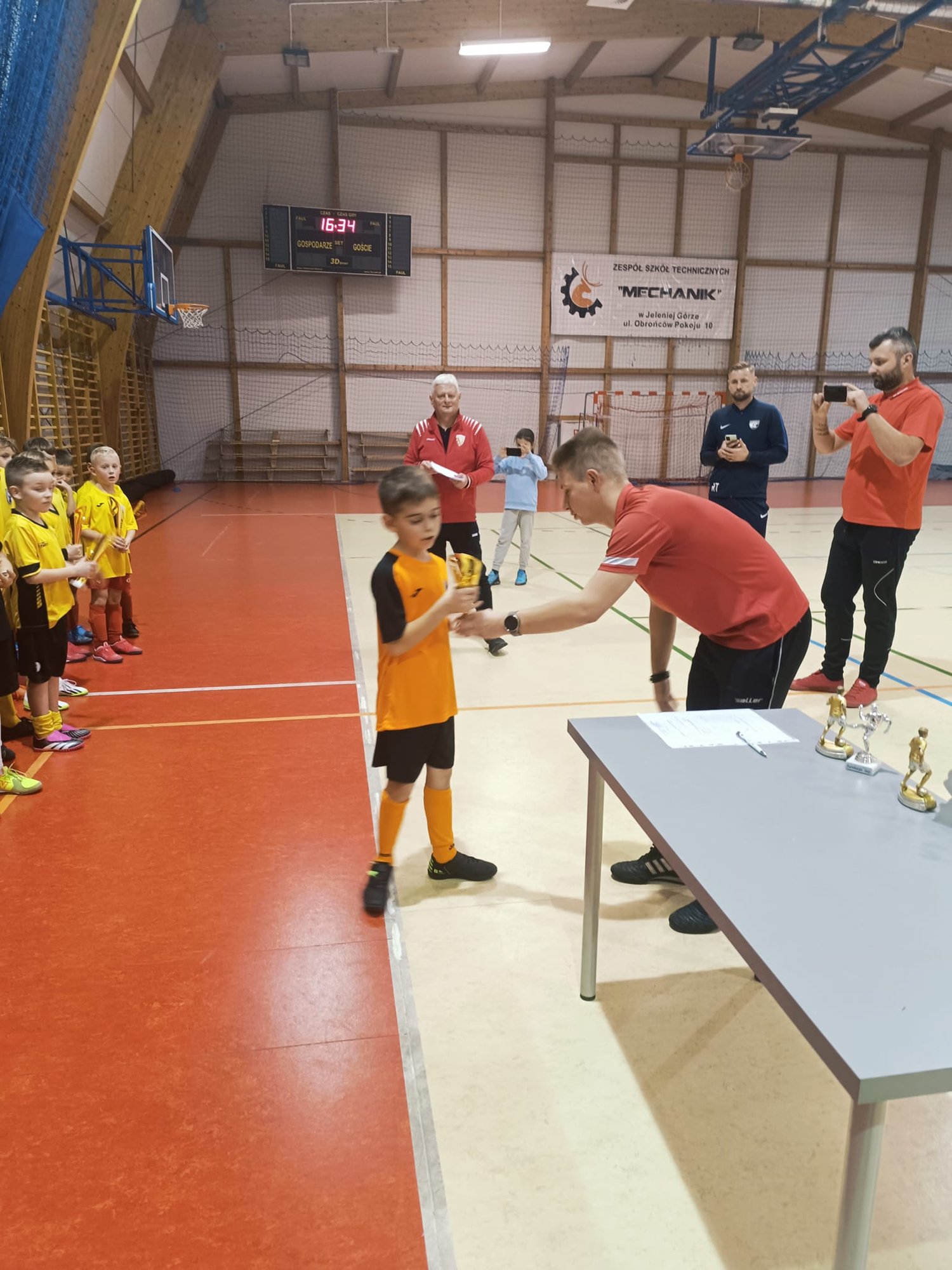 modzi-adepci-futbolu-w-akcji-121438
